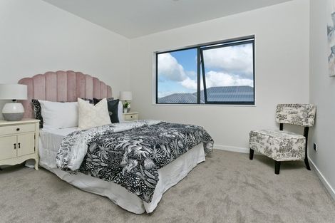 Photo of property in 2 Fender Place, Long Bay, Auckland, 0630