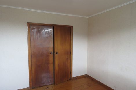 Photo of property in 34 Roberts Street, Tawa, Wellington, 5028