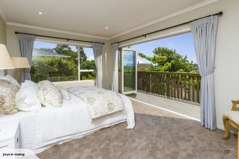 Photo of property in 271 East Coast Road, Mairangi Bay, Auckland, 0630