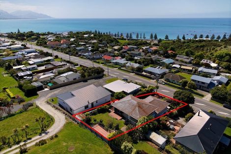 Photo of property in 72 Churchill Street, Kaikoura, 7300
