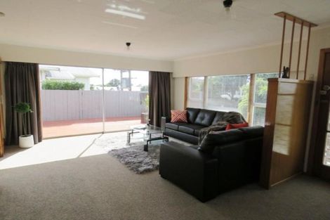Photo of property in 66 Record Street, Fitzroy, New Plymouth, 4312