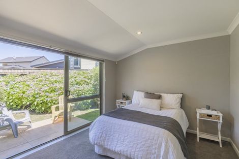 Photo of property in 8 Springhaven Lane, Paraparaumu, 5032