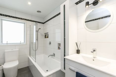 Photo of property in 47 Ashton Fitchett Drive, Brooklyn, Wellington, 6021