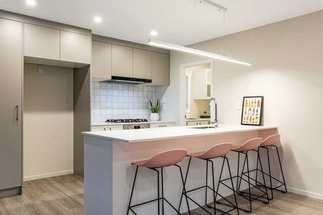 Photo of property in 41 Farnworth Terrace, Glenside, Wellington, 6037