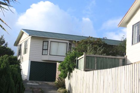 Photo of property in 9 Cambrian Street, Churton Park, Wellington, 6037