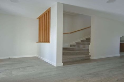 Photo of property in 9 Meritage Lane, Te Atatu South, Auckland, 0610