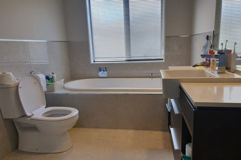 Photo of property in 47 Mackay Drive, Greenhithe, Auckland, 0632