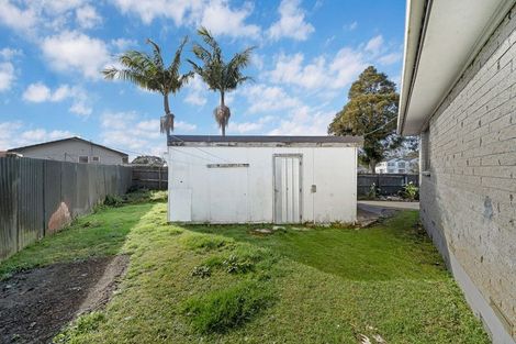 Photo of property in 25 Sharland Avenue, Manurewa, Auckland, 2102