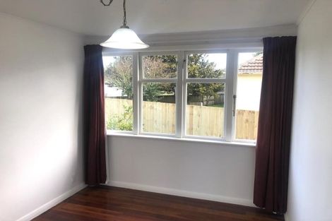 Photo of property in 30 Douglas Crescent, Fairfield, Hamilton, 3214