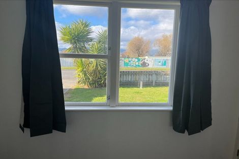 Photo of property in 2 Collingwood Street, Levin, 5510