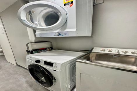Photo of property in Atlas House, 16b/22 Ghuznee Street, Te Aro, Wellington, 6011
