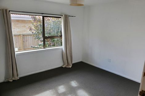 Photo of property in 18 Hallberry Road, Mangere East, Auckland, 2024