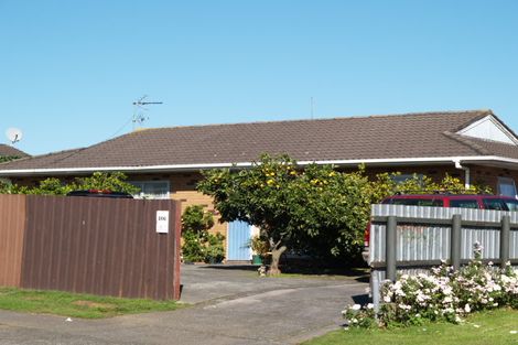 Photo of property in 70 Yates Road, Mangere East, Auckland, 2024