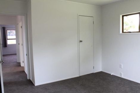 Photo of property in 603a Glenfield Road, Totara Vale, Auckland, 0629