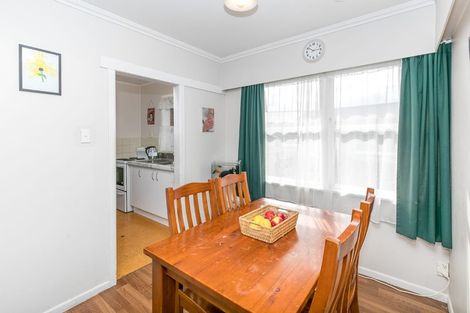 Photo of property in 3 Gadsby Place, Hamilton East, Hamilton, 3216