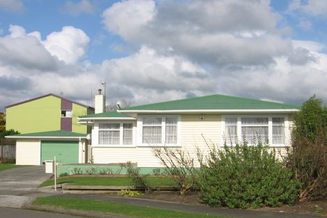 Photo of property in 10 Viscount Place, West End, Palmerston North, 4412