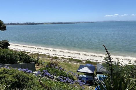 Photo of property in 121 Torkar Road, Clarks Beach, 2122