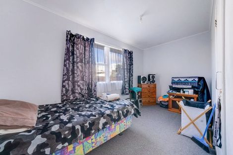 Photo of property in 50 Hobart Crescent, Wattle Downs, Auckland, 2103