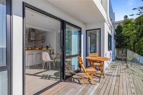 Photo of property in 21 Whareora Terrace, Cashmere, Christchurch, 8022