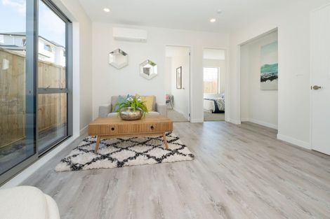 Photo of property in 133a Sunset Road, Totara Vale, Auckland, 0632