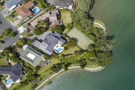 Photo of property in 22 Sanctuary Point, Sunnyhills, Auckland, 2010