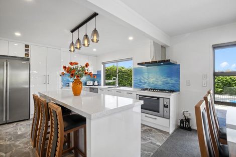 Photo of property in 112 Valley Road, Pukekohe, 2120