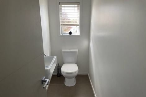 Photo of property in 16 Bryndwr Road, Fendalton, Christchurch, 8052