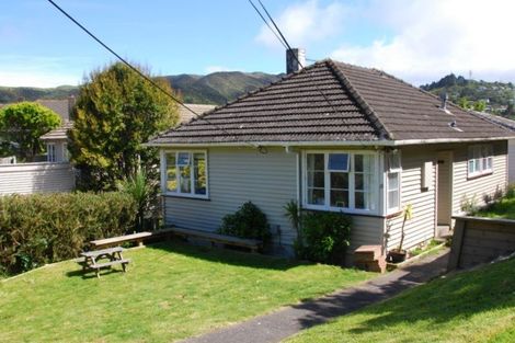 Photo of property in 11 Warwick Street, Wilton, Wellington, 6012