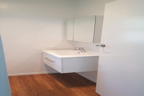 Photo of property in 2/55 Nile Road, Milford, Auckland, 0620