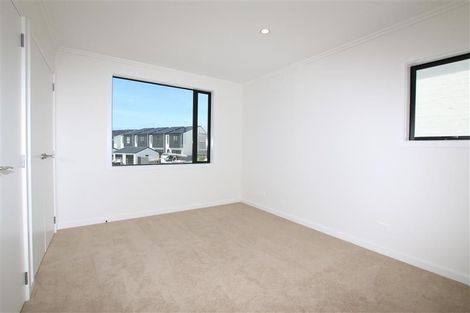 Photo of property in 5 Frances Bryers Road, Hobsonville, Auckland, 0616