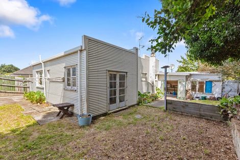 Photo of property in 37 Paine Street, Judea, Tauranga, 3110