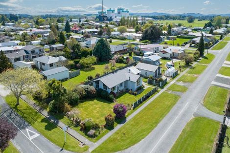 Photo of property in 22 Manse Street, Edendale, 9825