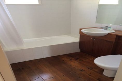 Photo of property in 1 Hungerford Road, Lyall Bay, Wellington, 6022