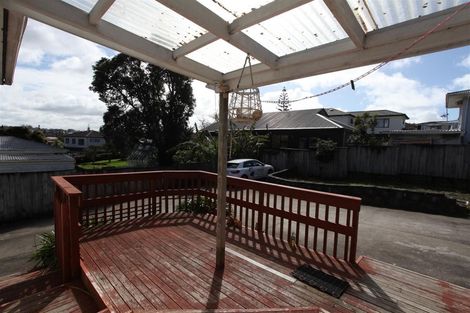 Photo of property in 47 Ellis Avenue, Mount Roskill, Auckland, 1041