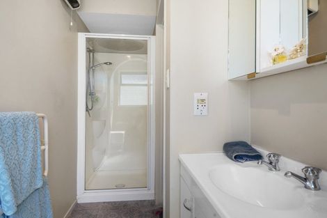 Photo of property in 6 Grove Place, Rangiora, 7400