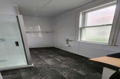 Photo of property in 180-182 Ohiro Road, Brooklyn, Wellington, 6021