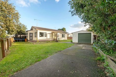 Photo of property in 1 Horlicks Place, Randwick Park, Auckland, 2105
