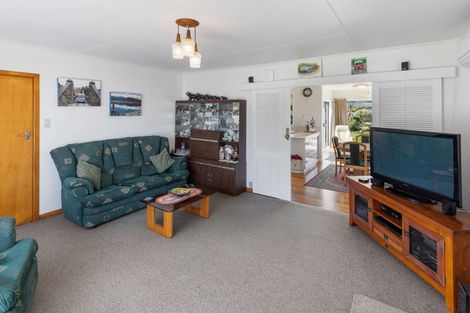 Photo of property in 52 Thatcher Street, Castlecliff, Whanganui, 4501