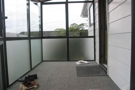 Photo of property in 2/7 Gordon Avenue, Forrest Hill, Auckland, 0620