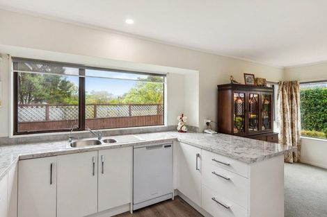 Photo of property in 115 Hillcrest Road, Raumati Beach, Paraparaumu, 5032