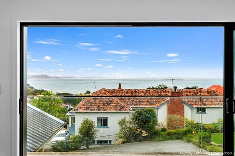 Photo of property in 2d Vipond Road, Stanmore Bay, Whangaparaoa, 0932