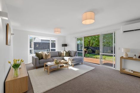 Photo of property in 198 Keyes Road, New Brighton, Christchurch, 8083