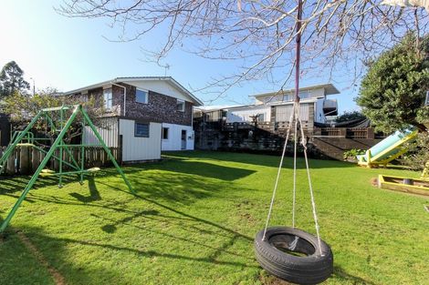 Photo of property in 22 Nevada Drive, Merrilands, New Plymouth, 4312