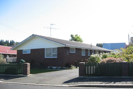 Photo of property in 33 Mitchell Street, Abbotsford, Dunedin, 9018