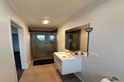 Photo of property in 32 County Drive, Hawera, 4610