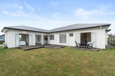 Photo of property in 61 Shadbolt Lane, Rolleston, 7614