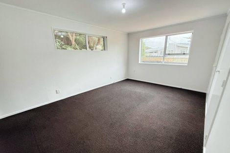 Photo of property in 11 Solander Place, Whitby, Porirua, 5024