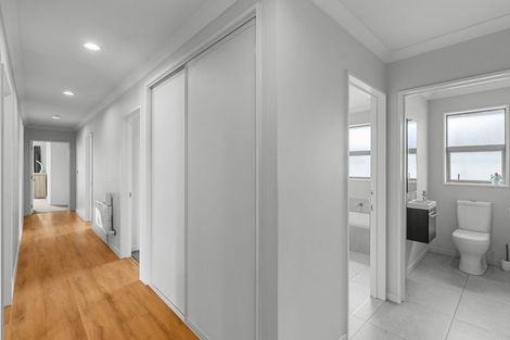 Photo of property in 8 Constance Place, Aidanfield, Christchurch, 8025