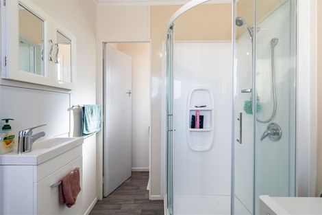 Photo of property in 24 Arthur Street, Gladstone, Invercargill, 9810