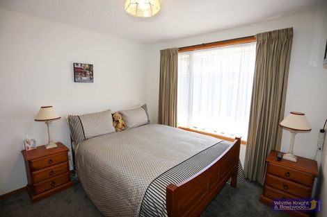 Photo of property in 117 Hawthornden Road, Avonhead, Christchurch, 8042